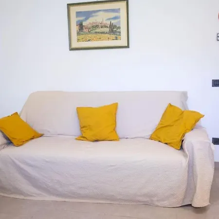 Accogliente E Confortevole A *