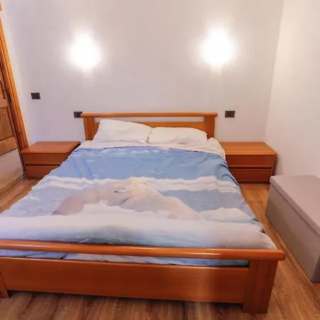 Accogliente E Confortevole A Apartament